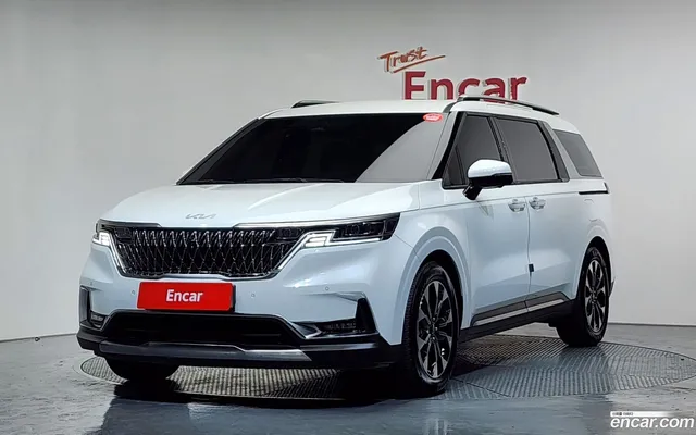 Kia Carnival 7 — миниатюра 1