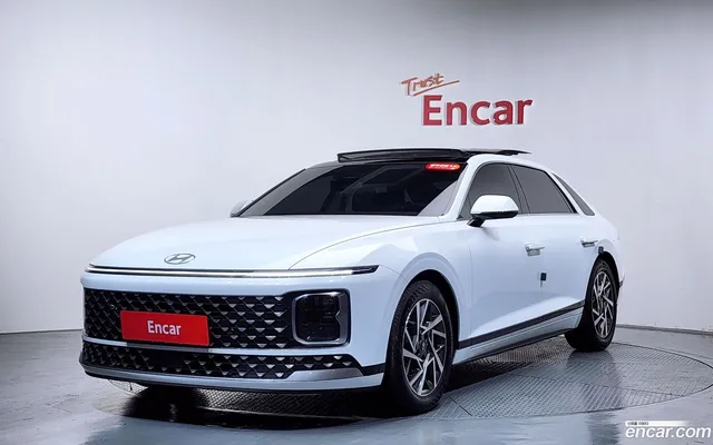 Hyundai Grandeur Hybrid (GN7) — миниатюра 1