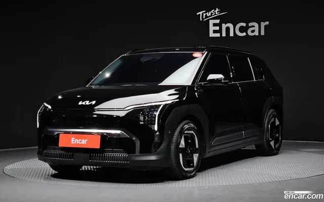 Kia EV3 2WD — миниатюра 1