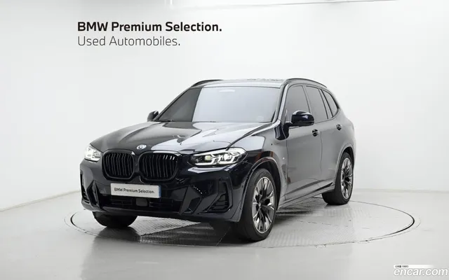 BMW iX3 M — миниатюра 1