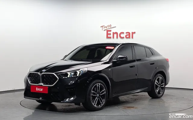 BMW X2 (U10) xDrive20i M — миниатюра 1