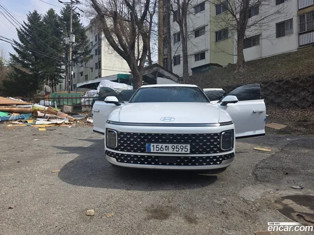 Hyundai Grandeur Hybrid (GN7) — миниатюра 1