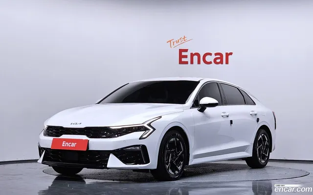 Kia K5 3 2.0 LPi() — миниатюра 1