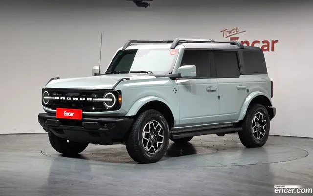 Ford 6 2.7 — миниатюра 1