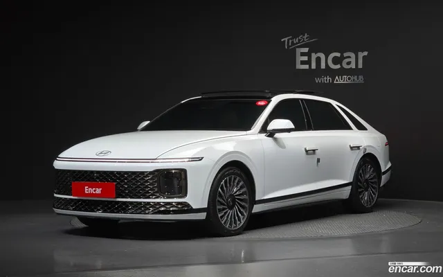 Hyundai Grandeur (GN7) 2.5 2WD — миниатюра 1