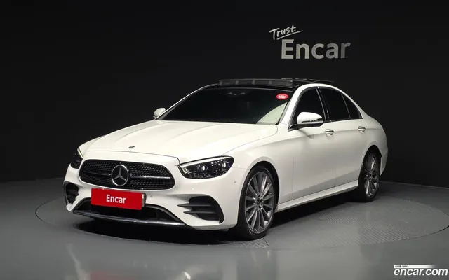 Mercedes-Benz E-Class (W213) E350 4MATIC AMG Line — миниатюра 1