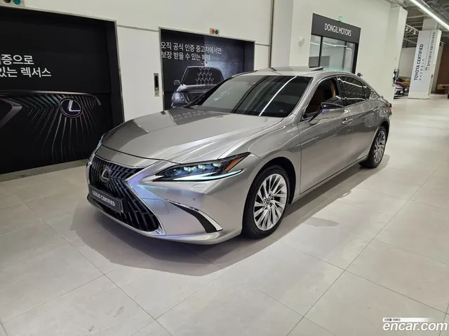 Lexus ES 300h — миниатюра 1