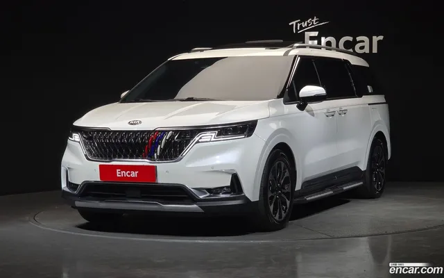 Kia Carnival 9 — миниатюра 1