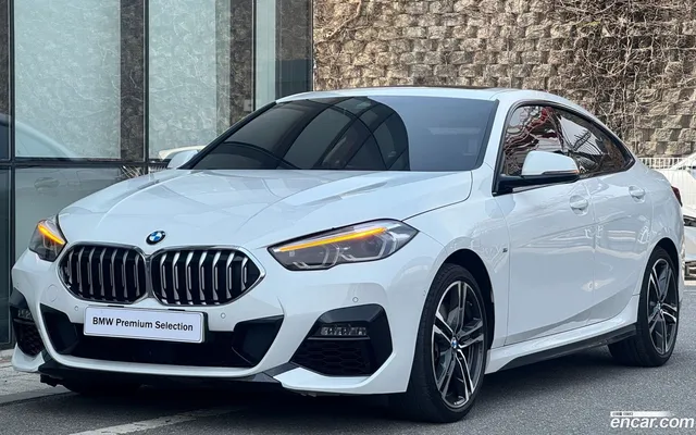 BMW 2 Series Gran Coupe (F44) 220i M — миниатюра 1