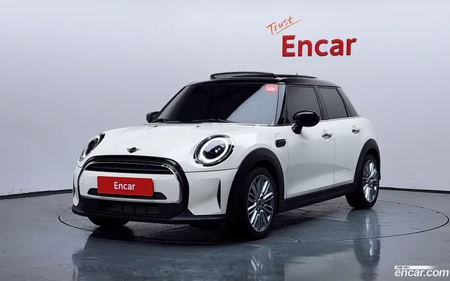 MINI Cooper — миниатюра 1