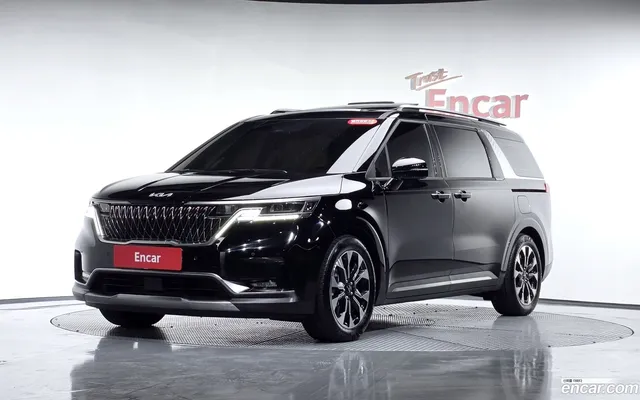 Kia Carnival 7 — миниатюра 1