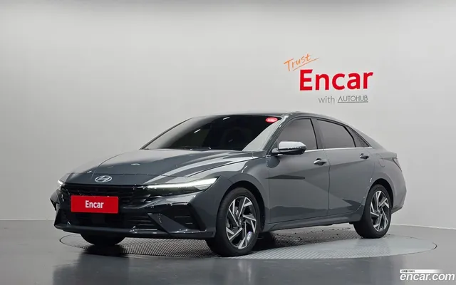 Hyundai Avante CN7 Hybrid — миниатюра 1