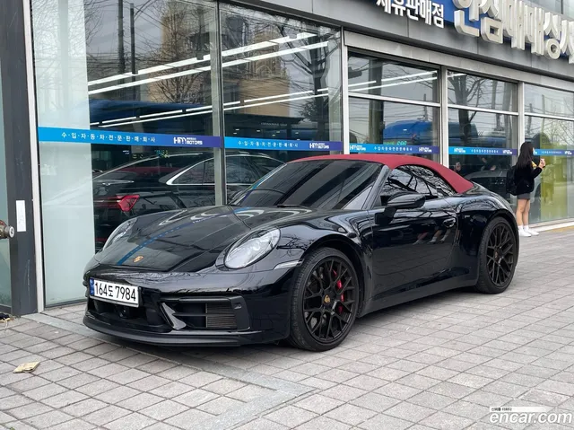 Porsche 911 (992) 4 GTS — миниатюра 1
