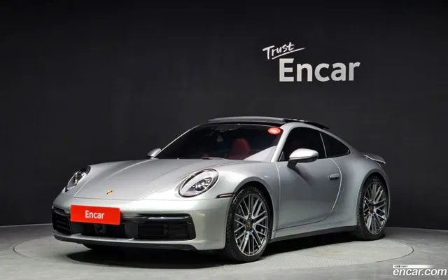 Porsche 911 (992) 4 — миниатюра 1