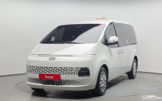 Hyundai Staria 3 — миниатюра 1