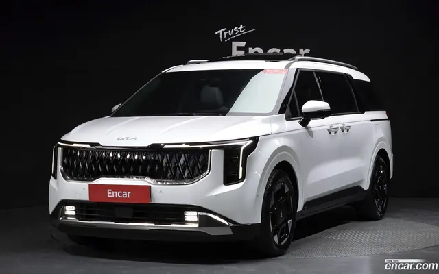 Kia Carnival HEV 7 — миниатюра 1