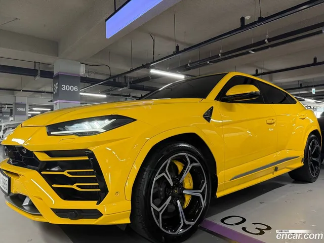 Lamborghini Urus 4.0 V8 — миниатюра 1