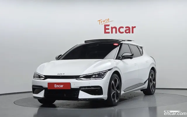 Kia EV6 — миниатюра 1