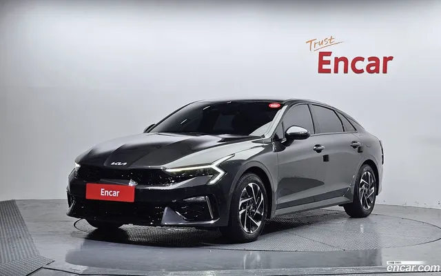 Kia K5 Hybrid — миниатюра 1