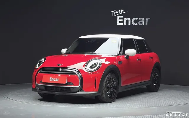 MINI Cooper 5 — миниатюра 1