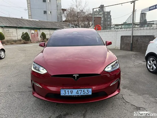 Tesla Model X AWD — миниатюра 1