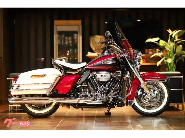 HARLEY-DAVIDSON FLHFB