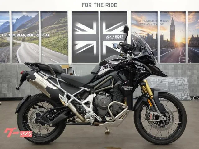 TRIUMPH 1200 PRO JET BLACK — миниатюра 1