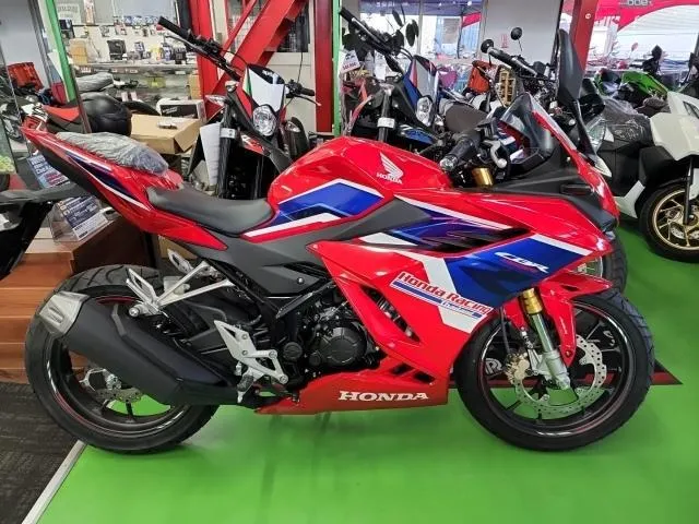 Honda CBR150R
