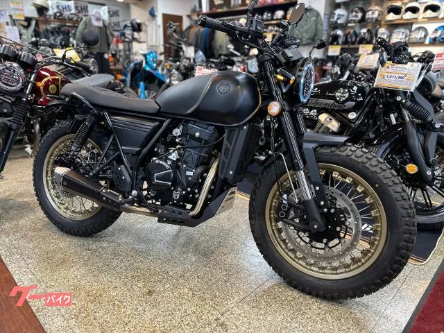 MUTT DRK-01 250 2025