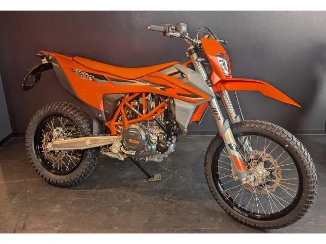 KTM 690 R — миниатюра 1