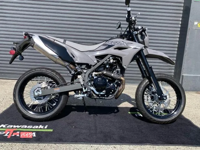 Kawasaki KLX230SM — миниатюра 1
