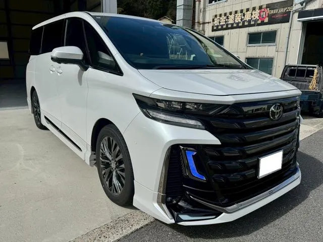 Toyota VELLFIRE HYBRID Z PREMIER — миниатюра 1