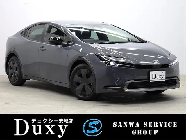 Toyota PRIUS U — миниатюра 1