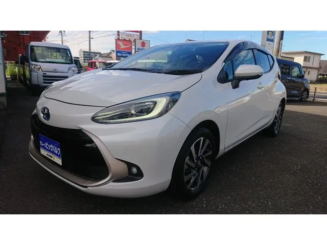 Toyota AQUA Z — миниатюра 1