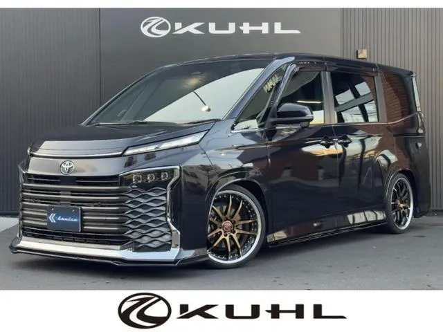 Toyota VOXY S-Z — миниатюра 1