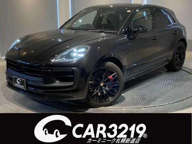 Porsche MACAN MACAN GTS — миниатюра 1
