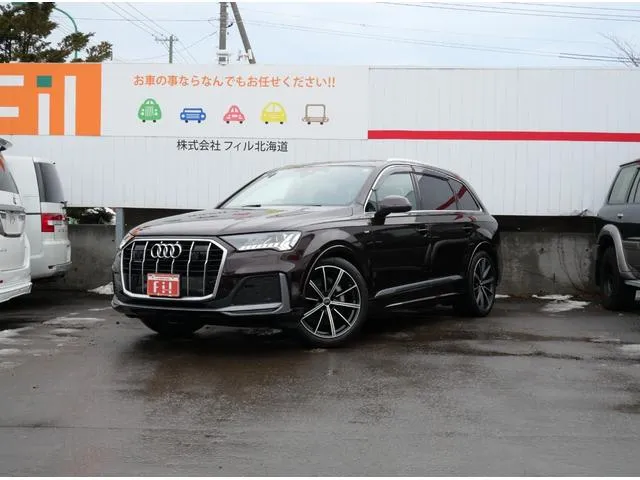 Audi Q7 45 S LINE LIMITED — миниатюра 1