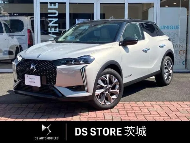 DS DS3 ESPRIT DE VOYAGE BLUE HDI — миниатюра 1