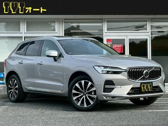 Volvo XC60 ULTIMATE B5 AWD — миниатюра 1