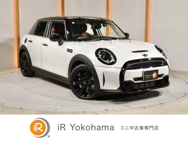 MINI MINI COOPER S PREMIUM PLUS PACKAGE CLASSIC TRIM — миниатюра 1