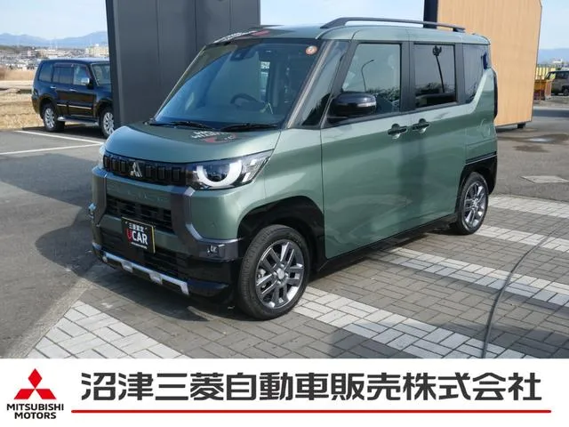 Mitsubishi DELICA MINI T PREMIUM — миниатюра 1