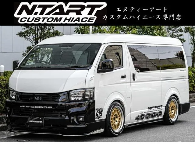 Toyota HIACE VAN — миниатюра 1