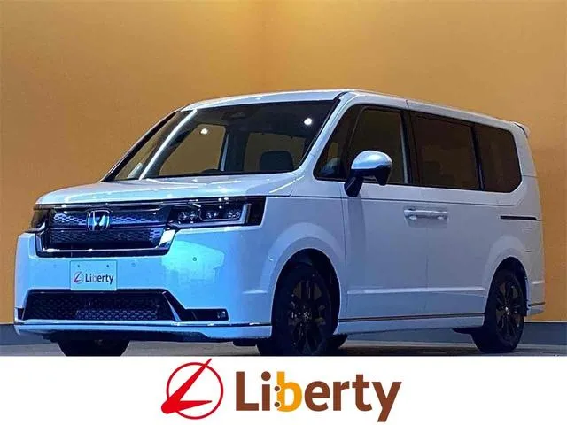 Honda STEPWAGON SPADA — миниатюра 1