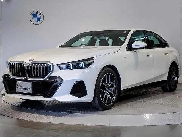 BMW 5 SERIES 523i M-SPORT — миниатюра 1