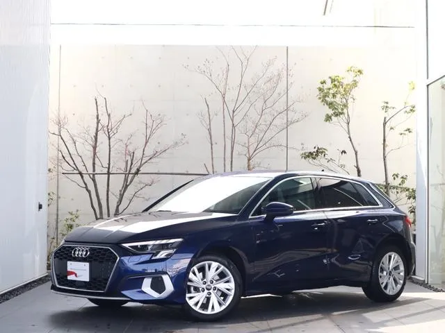 Audi A3 SPORTBACK NEW URBAN STYLE — миниатюра 1