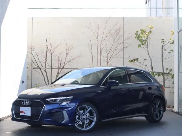 Audi A3 SPORTBACK 30 TFSI S LINE — миниатюра 1