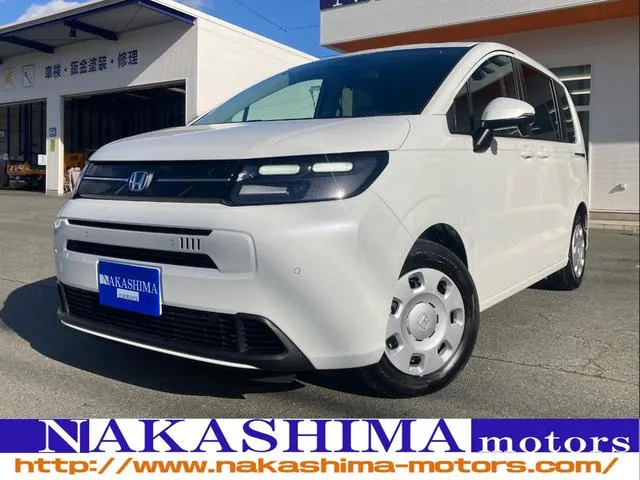 Honda FREED E:HEV AIR — миниатюра 1
