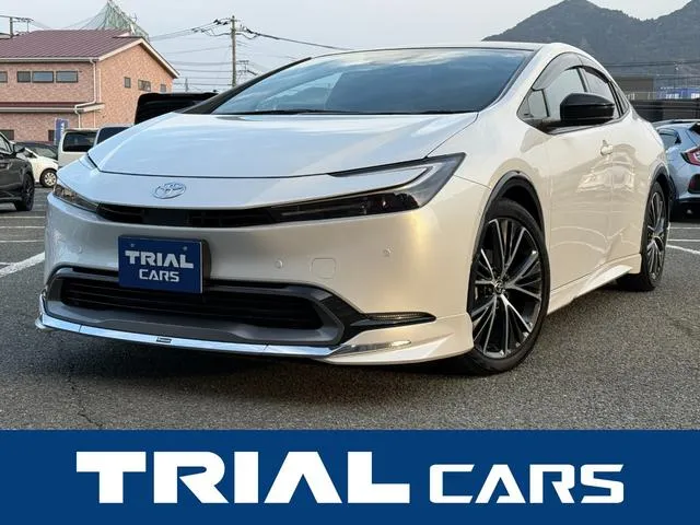 Toyota PRIUS Z — миниатюра 1