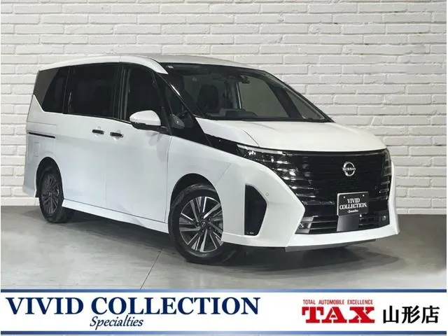 Nissan SERENA HIGHWAY STAR V — миниатюра 1