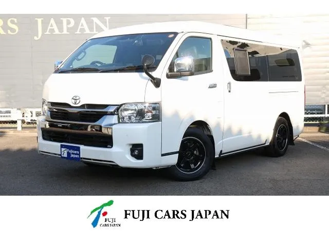 Toyota HIACE VAN — миниатюра 1